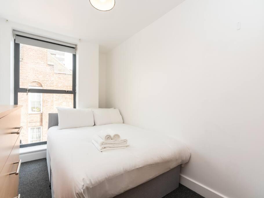 Bright & Modern 2-Bed Apartment In Vibrant East Londyn Zewnętrze zdjęcie