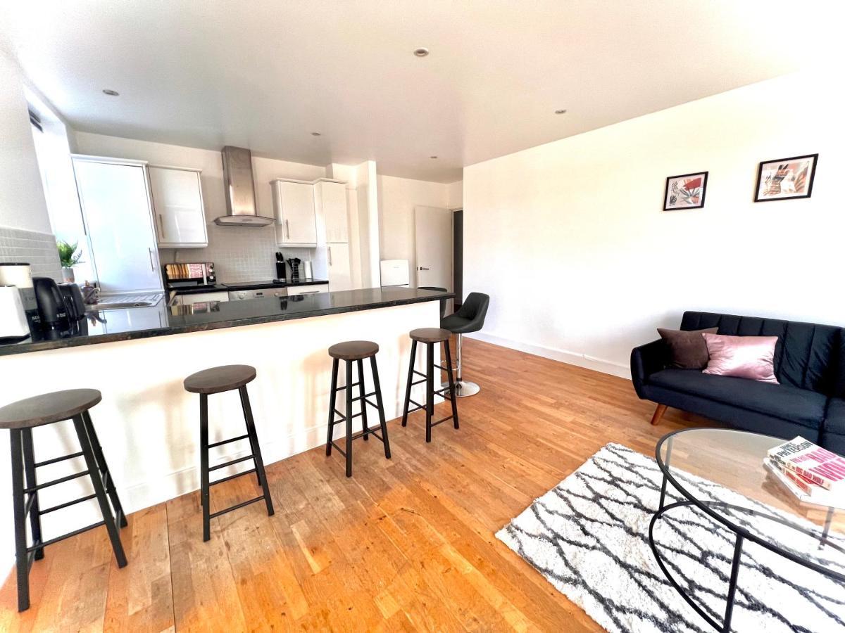 Bright & Modern 2-Bed Apartment In Vibrant East Londyn Zewnętrze zdjęcie